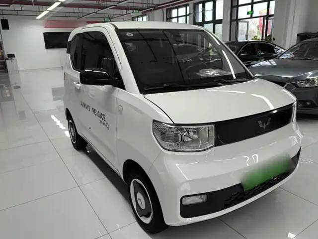 Wuling Hongguang Mini EV — Фото автомобиля 3