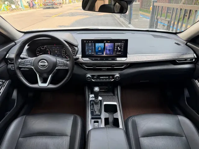 Nissan Teana — Фото автомобиля 7