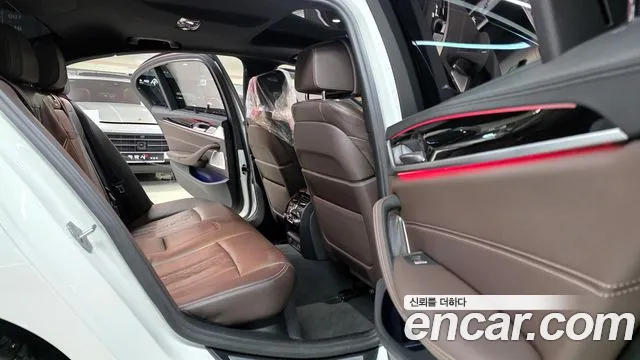 BMW 5 Series G30 — Фото автомобиля 9