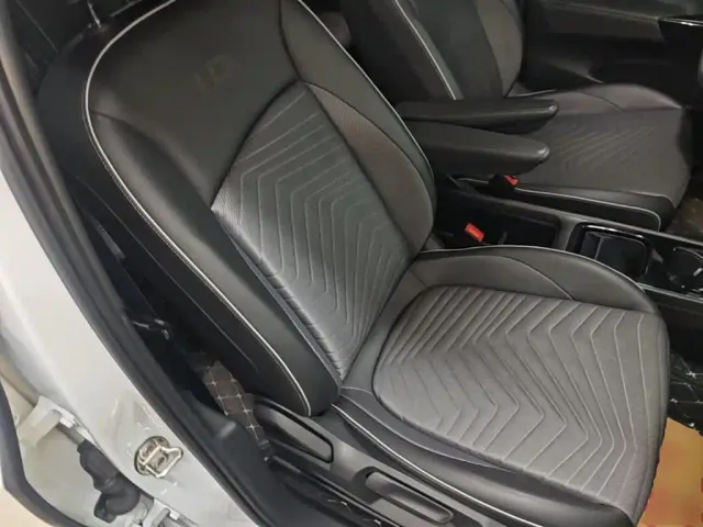 Volkswagen ID.3 — Фото автомобиля 24