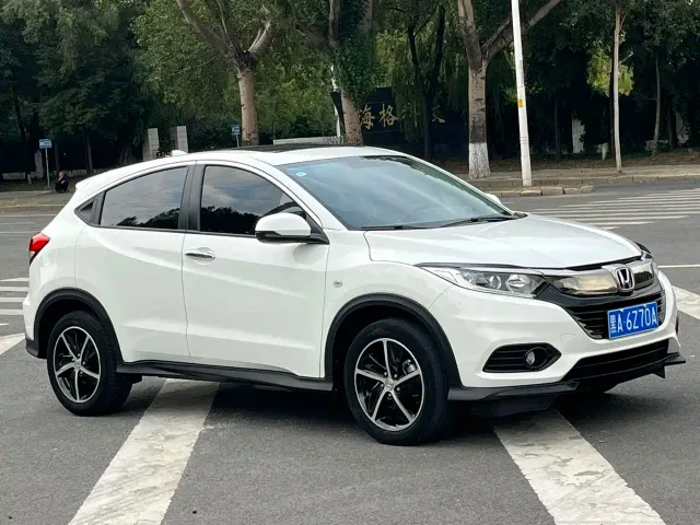 Honda Vezel — Фото автомобиля 2