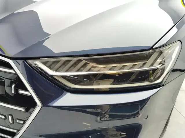 Audi A7L — Фото автомобиля 5