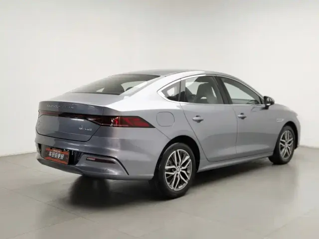 BYD Qin PLUS — Фото автомобиля 2