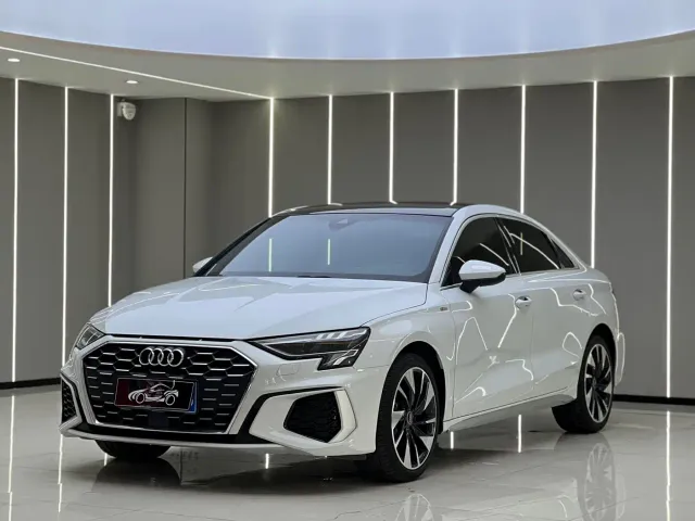 Фотография автомобиля — Audi A3