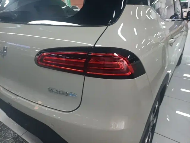 Wuling Binguo PLUS — Фото автомобиля 23