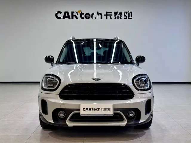 MINI Countryman — Фото автомобиля 3
