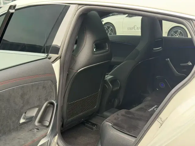 Mercedes-Benz CLA-Class — Фото автомобиля 8