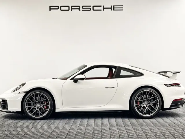 Porsche 911 — Фото автомобиля 3