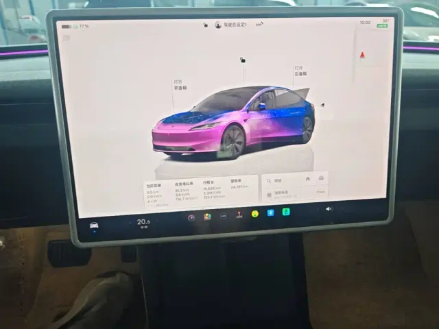 Tesla Model 3 — Фото автомобиля 8
