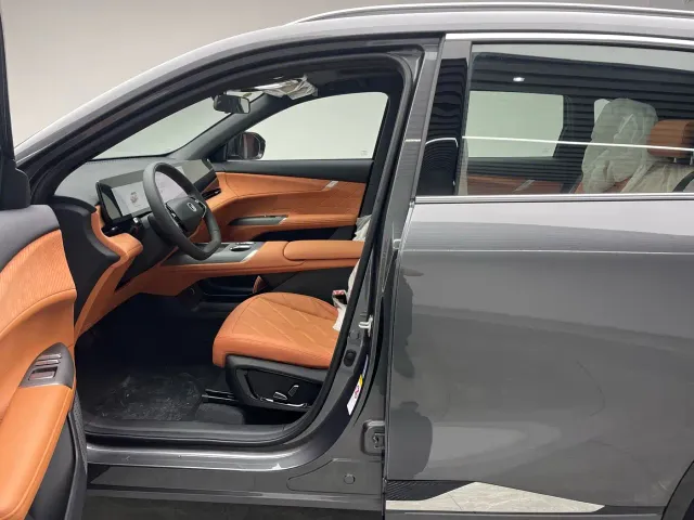 Changan CS75 Plus — Фото автомобиля 14
