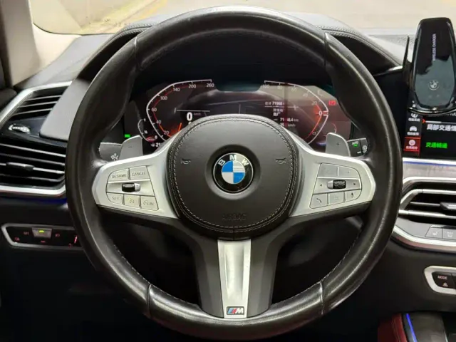 BMW X5 — Фото автомобиля 12