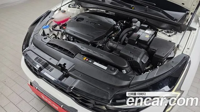 Kia K5 Новый K5 3 поколение 2.0 LPi(Для проката) — Фото автомобиля 6
