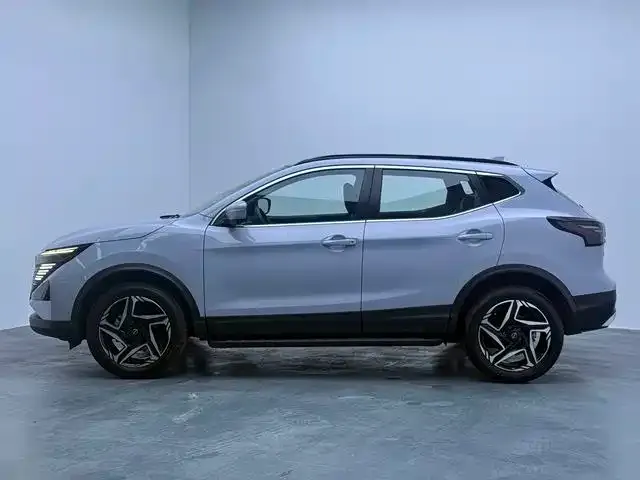 Nissan Qashqai — Фото автомобиля 16