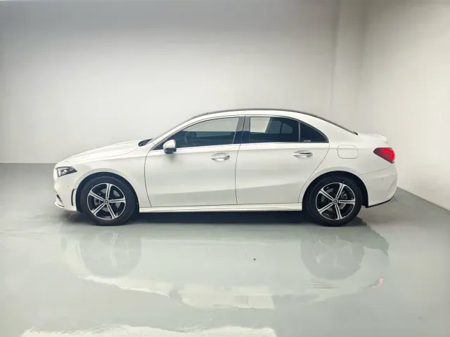 Mercedes-Benz A-Class — Фото автомобиля 3