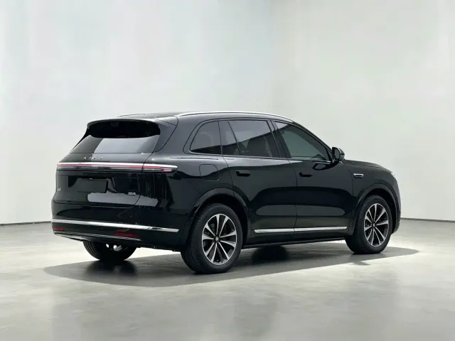Aito M7 — Фото автомобиля 7