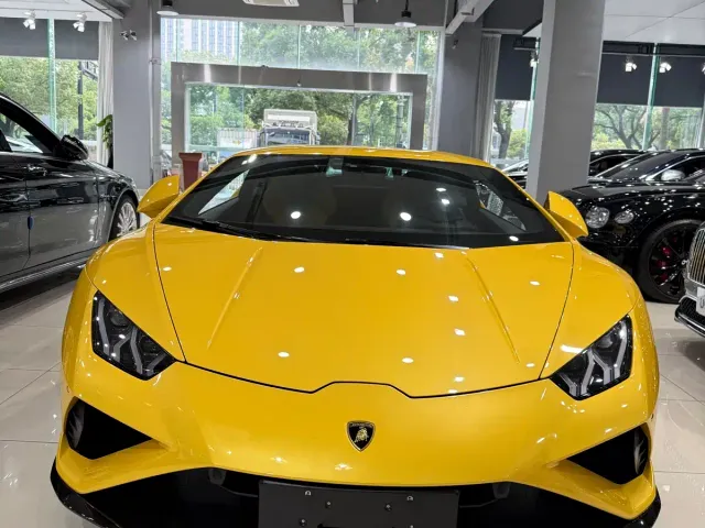 Lamborghini Huracan — Фото автомобиля 2