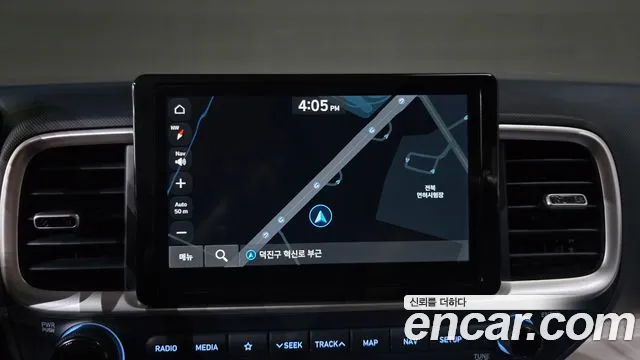 Hyundai Venue — Фото автомобиля 26