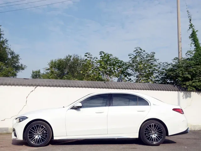 Mercedes-Benz C-Class — Фото автомобиля 11