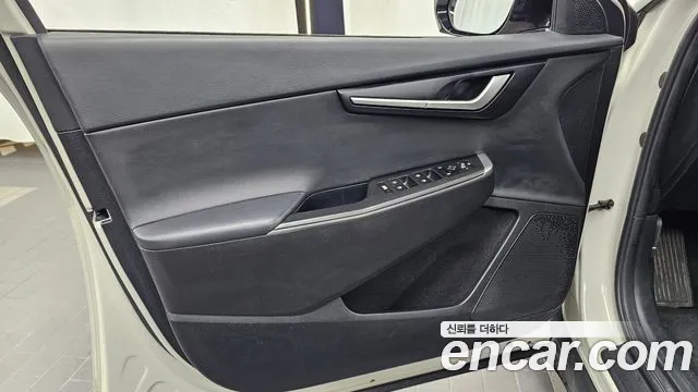 Kia EV6 — Фото автомобиля 13