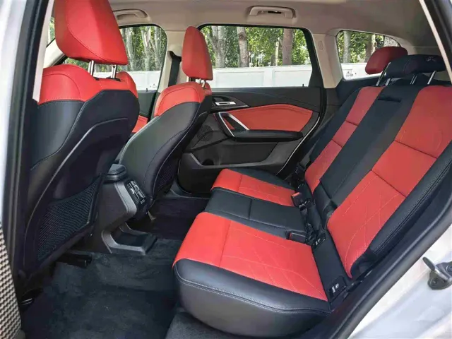 BMW X1 — Фото автомобиля 7