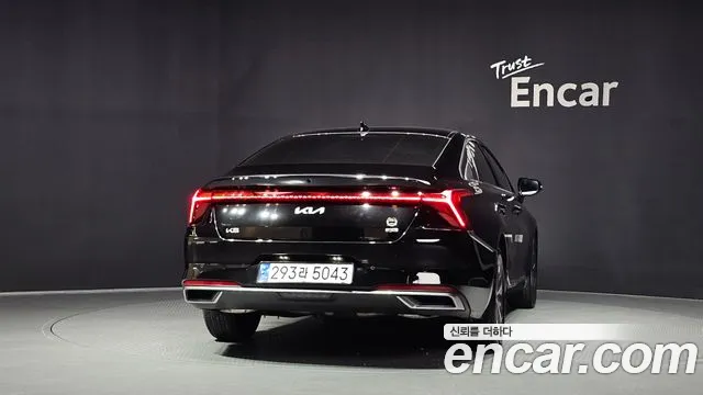 Kia K8 — Фото автомобиля 4