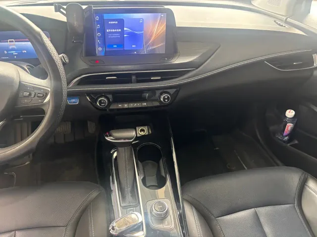 Buick Velite 6 — Фото автомобиля 9