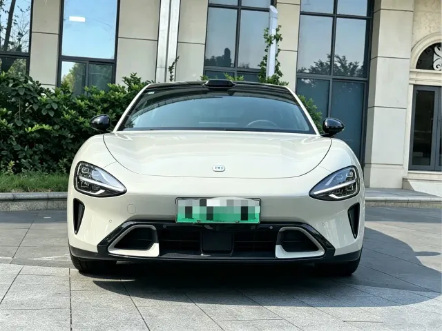 Xiaomi SU7 — Фото автомобиля 2