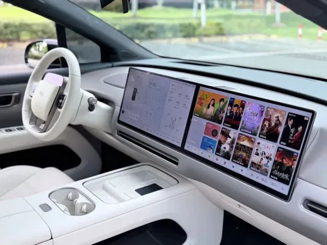 Li Auto i6 — Фото автомобиля 17
