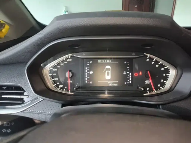 Maxus G50 — Фото автомобиля 7