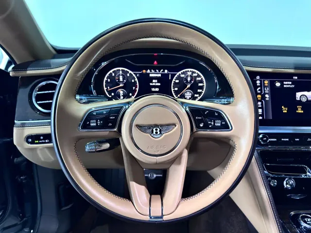 Bentley Flying Spur — Фото автомобиля 20