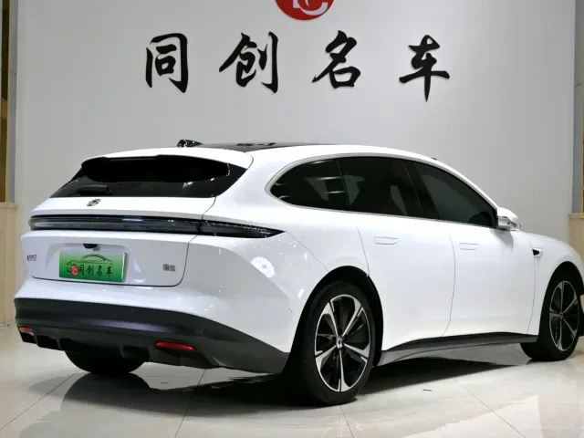 Nio ET5 Touring — Фото автомобиля 6