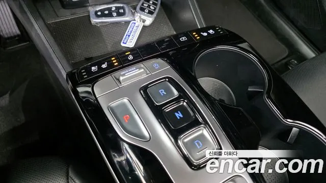 Hyundai Tucson Tucson (NX4) Дизель 2.0 2WD — Фото автомобиля 9