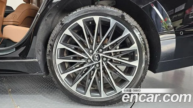 Hyundai Grandeur — Фото автомобиля 19