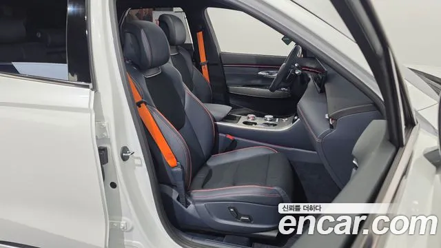Genesis GV70 2.5T Бензин AWD — Фото автомобиля 21