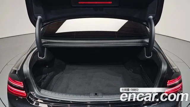 Genesis G80 RG3 — Фото автомобиля 25