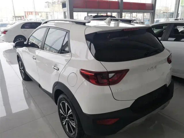 Kia KX1 — Фото автомобиля 4