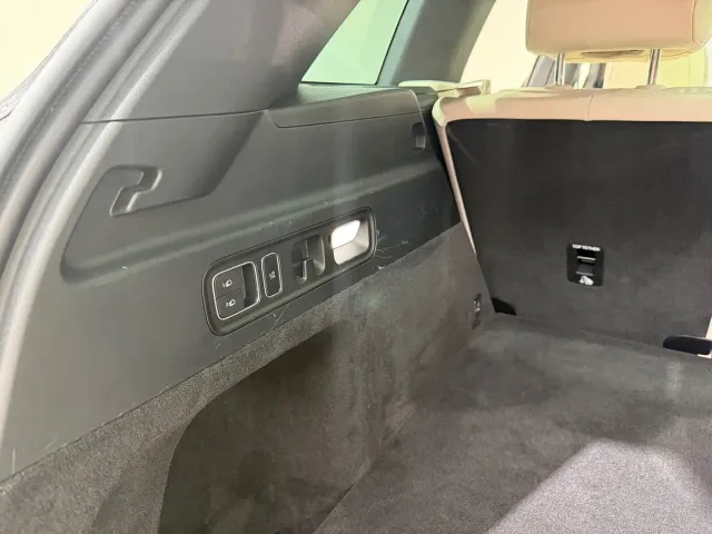 Li Auto L7 — Фото автомобиля 17