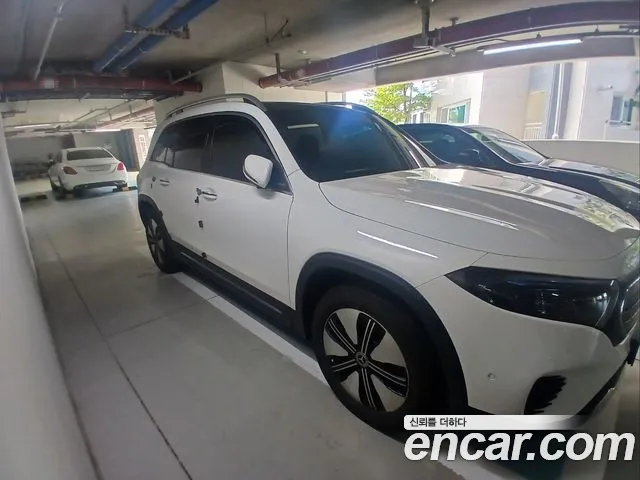 Mercedes-Benz EQB X243 — Фото автомобиля 12