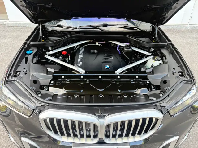 BMW X5 — Фото автомобиля 12