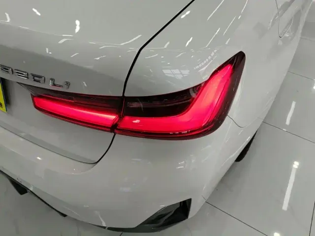 BMW 3 Series — Фото автомобиля 7