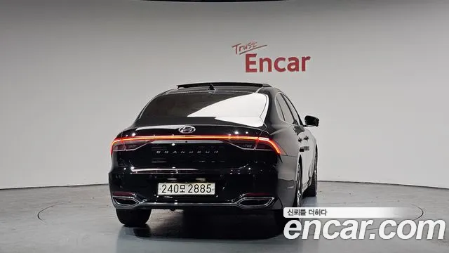 Hyundai Grandeur Новый Grandeur IG — Фото автомобиля 4