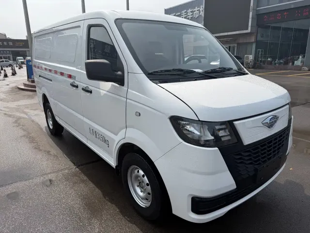 Фотография автомобиля — Foton Times EV6