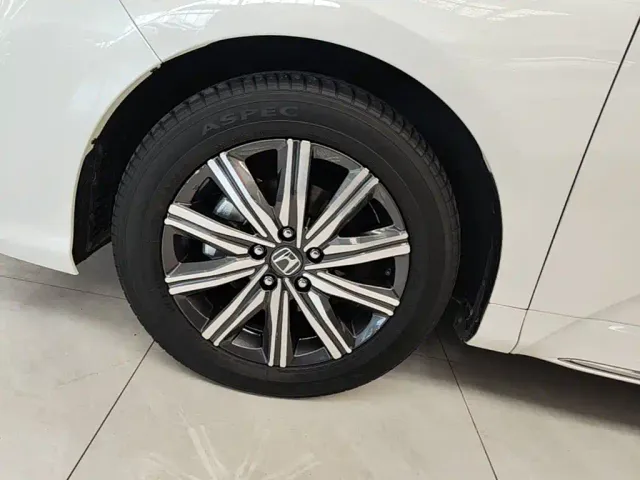 Honda Odyssey — Фото автомобиля 22