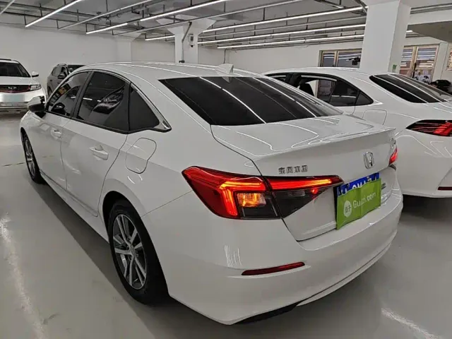 Honda Civic — Фото автомобиля 4