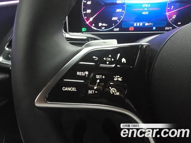 Mercedes-Benz E-Class — Фото автомобиля 13