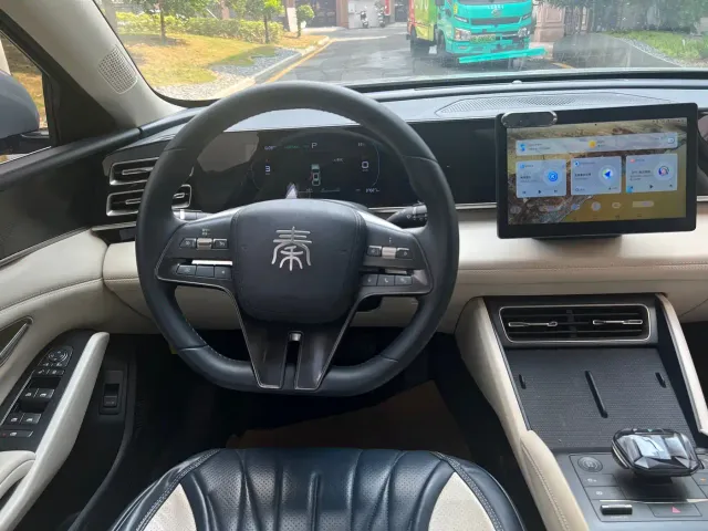 BYD Qin L — Фото автомобиля 19