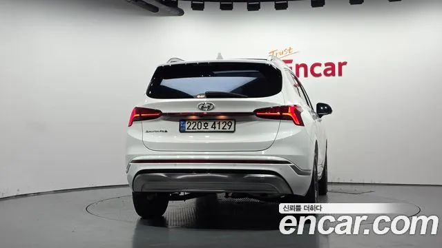 Hyundai Santa Fe New — Фото автомобиля 4