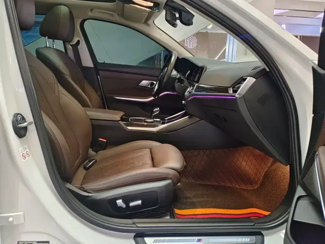 BMW 3 Series — Фото автомобиля 19