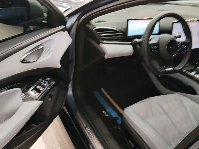 BYD Seal — Фото автомобиля 15