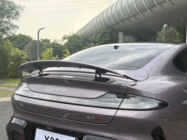 Xiaomi SU7 — Фото автомобиля 13